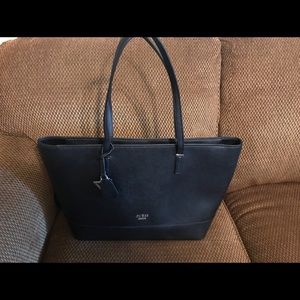 Black Guess shoulder bag
